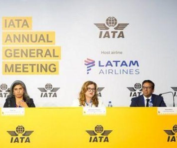 0706-139068-iata-a-rio-les-defis-de-l-aviation-africaine-s-invitent-au-sommet-mondial-du-secteur_M