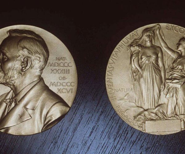 AP7901010574_Prix_Nobel_medaille_recto-verso