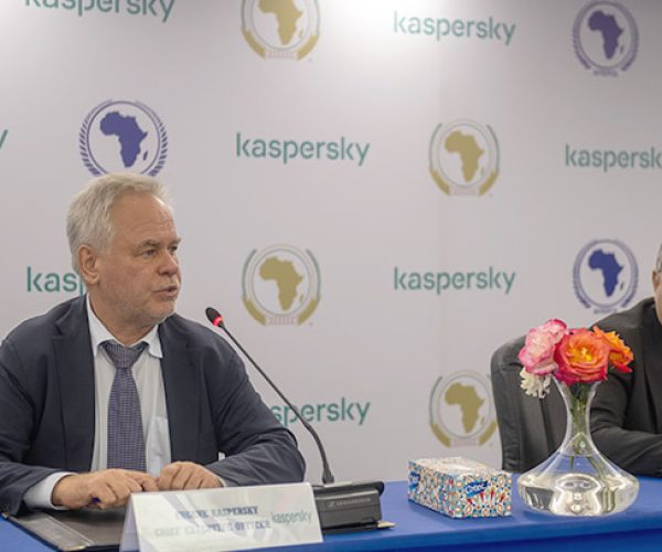 Des-Responsables-de-Kaspersky-et-dAFRIPOL-DR