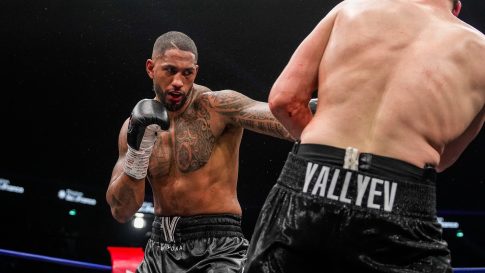 Tony-Yoka-lors-de-son-combat-de-boxe-contre-Arslan-Yallyev-a-Paris-le-17-mai-2025-2241019