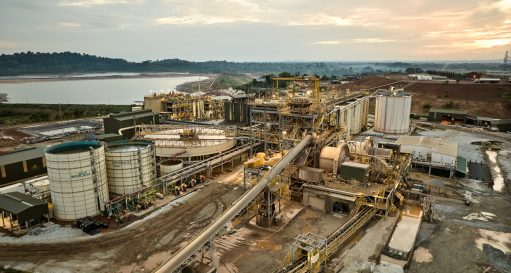 Usine de traitement de la mine d'Ity