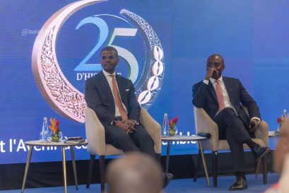 banque-standard-chartered-celebre-25-ans-de-presence-en-cote-divoire-et-ren_opttrxgz3fb