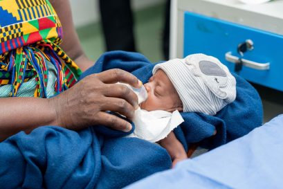 promotion-de-la-sante-maternelle-et-neonatale-la-cote-divoire-reaffirme-son_yjfj9fdjvei