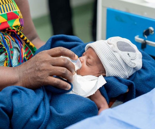 promotion-de-la-sante-maternelle-et-neonatale-la-cote-divoire-reaffirme-son_yjfj9fdjvei