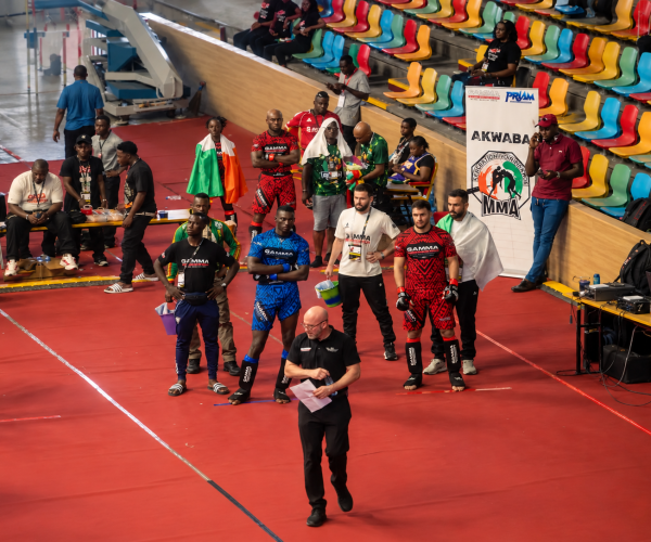 wide_indoor_sports_arena_scene_photographed_from_a